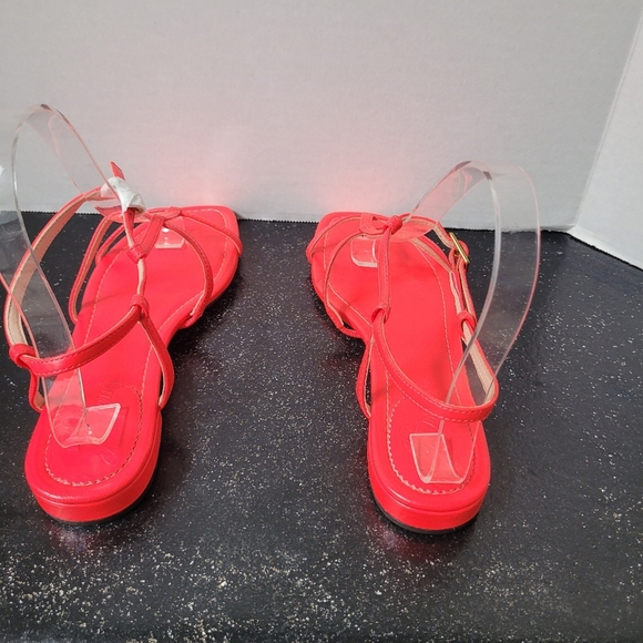 J Crew Abbie sandals Leather T-strap sandals in neon poppy NWOT - Picture 4 of 8